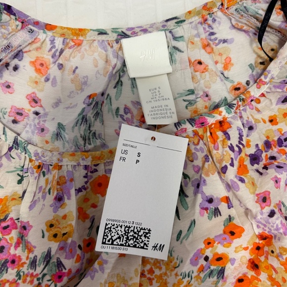 H&M Women’s Floral Dress - Picture 2 of 3